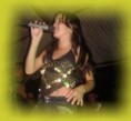 /album/festa-no-bar-verde1/cantora-red-samba-jpg1/